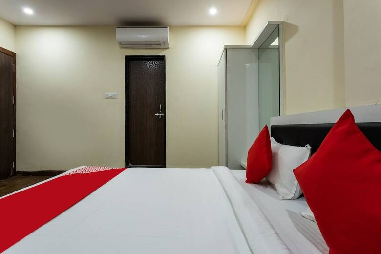 Hotel Raj Palace