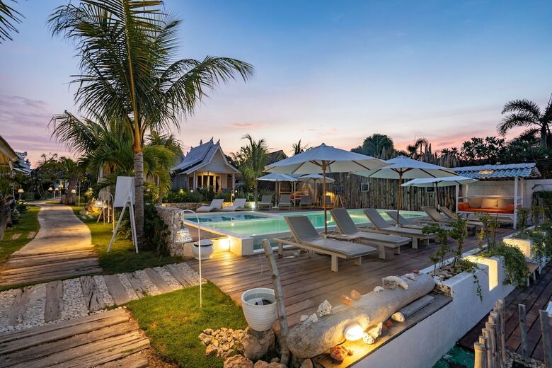 Bed & Breakfast Paus Putih Hotel