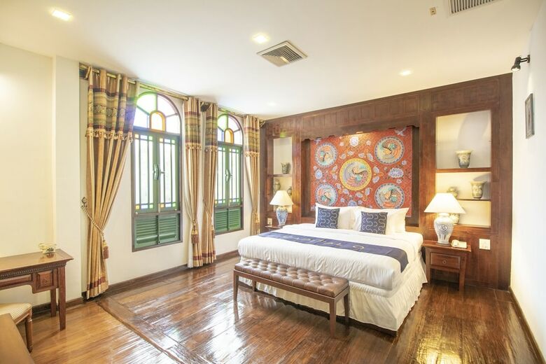 Hotel Capital O 707 Cheva Gallery