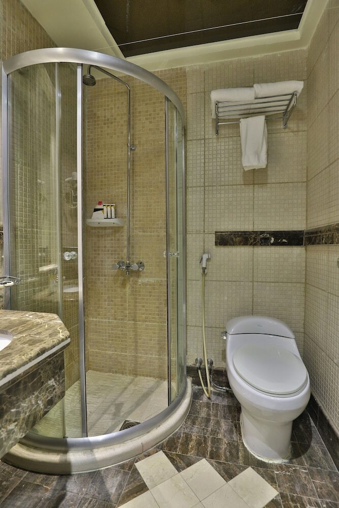 Oyo 335 Manazil Al Ain Grand Hotel
