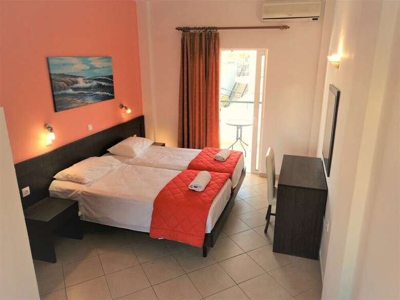 Aparthotel Oasis Beach Club
