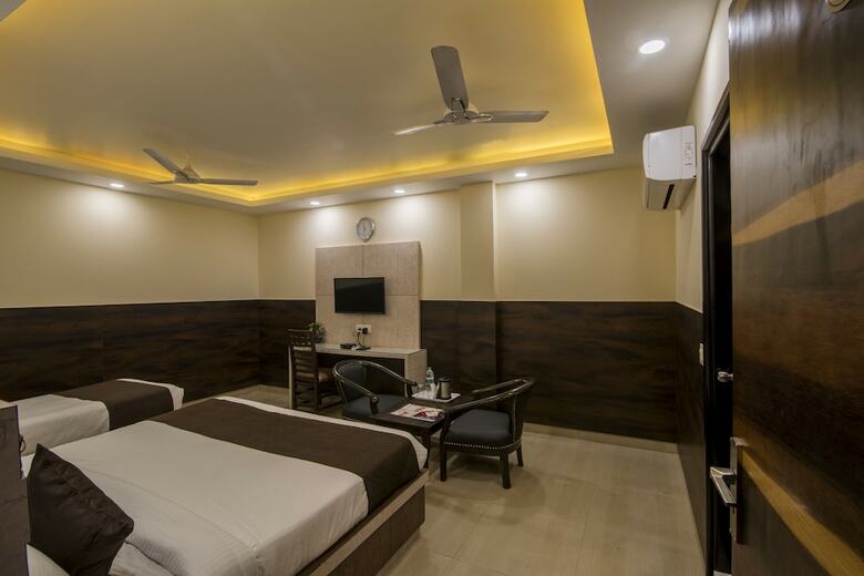 Hotel Mahajan Internatioanal