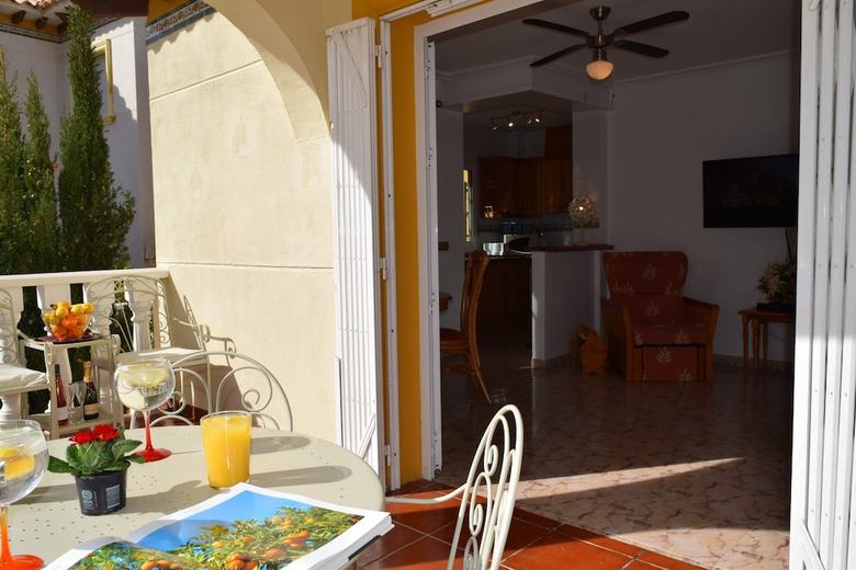 Full Villa With Private Salt Water Pool