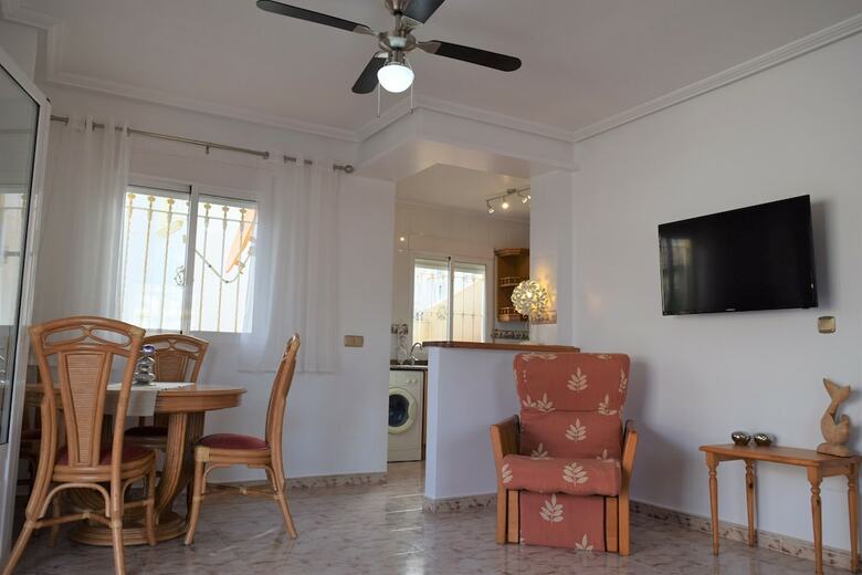 Upper Floor Apartment Semi-private Pool