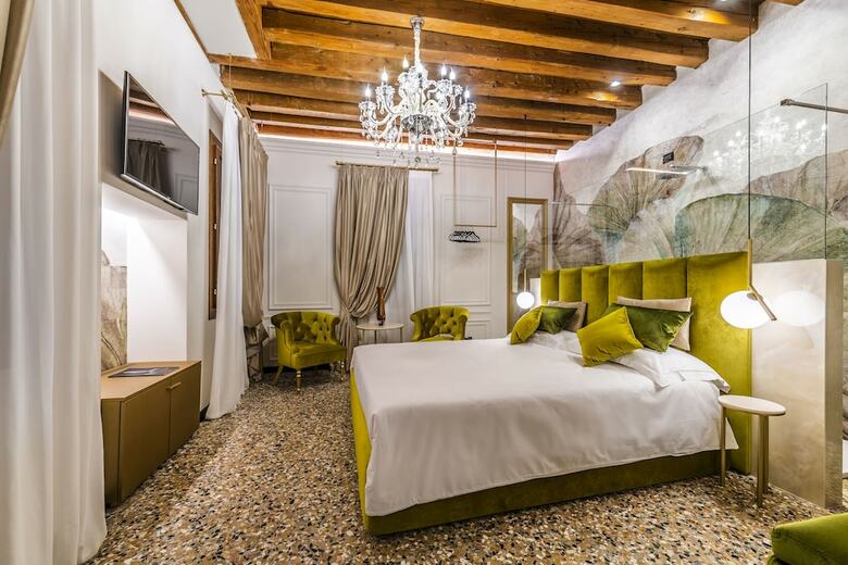 Bed & Breakfast San Maurizio Luxury Suites