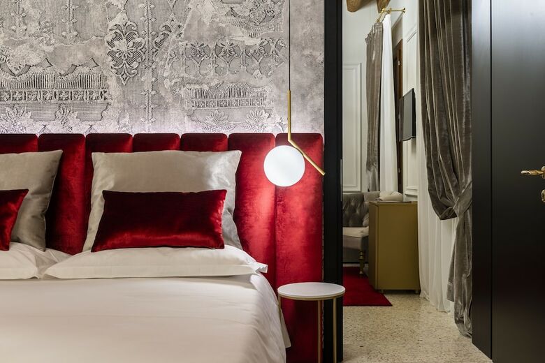 Bed & Breakfast San Maurizio Luxury Suites