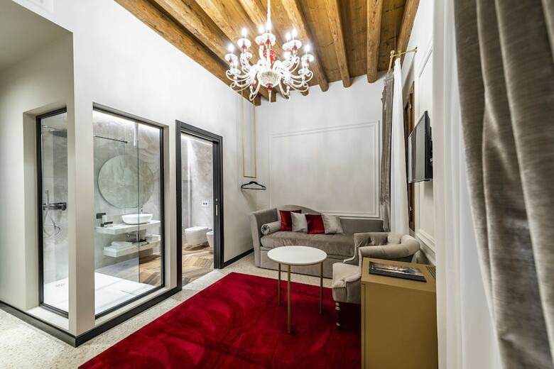 Bed & Breakfast San Maurizio Luxury Suites