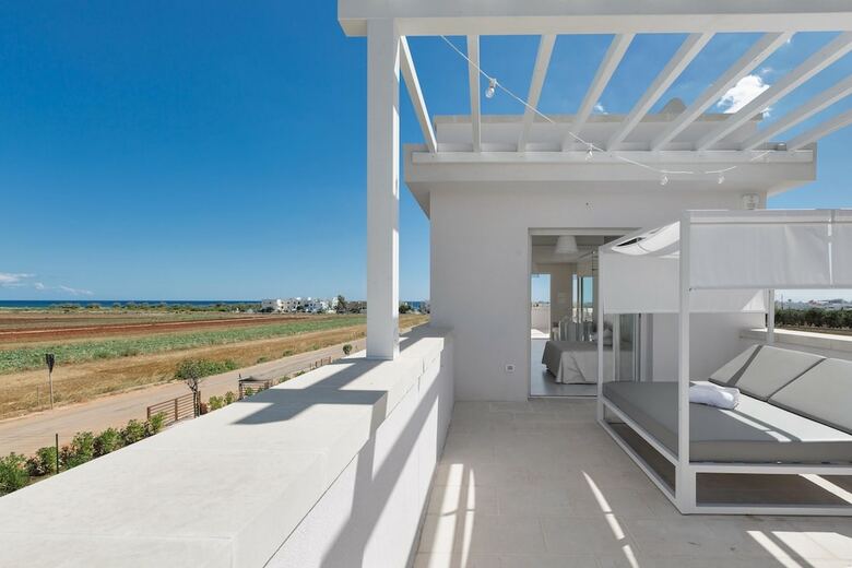 Perla Saracena Luxury Suites