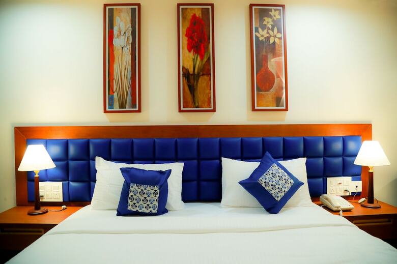 Hotel Le Adams Kochi Infopark