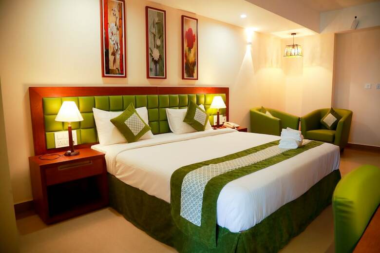 Hotel Le Adams Kochi Infopark