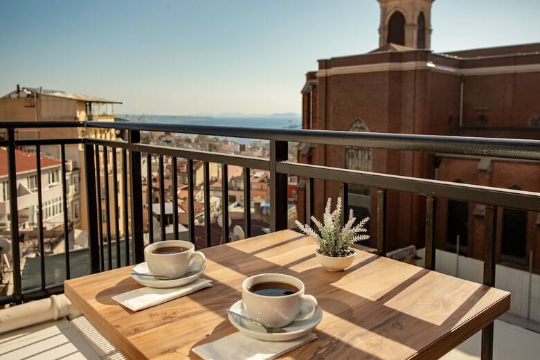 West Palace Hotel