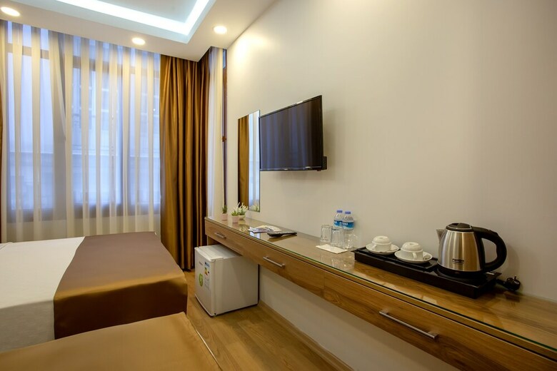 West Palace Hotel