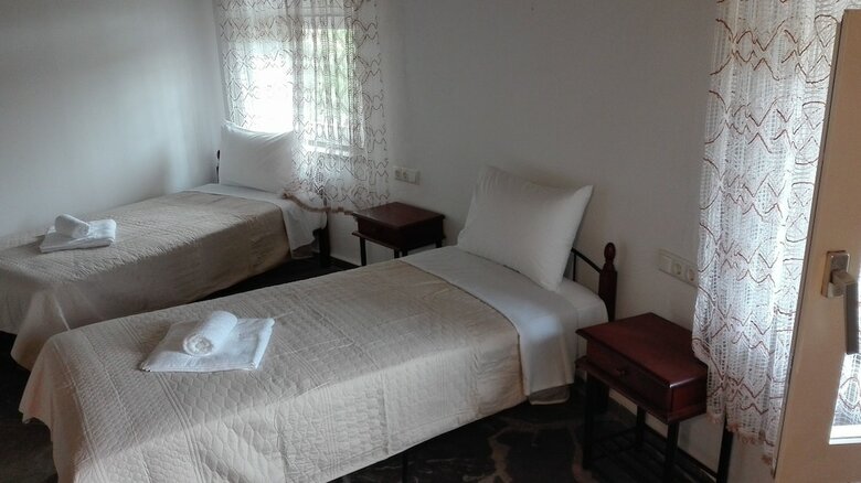 Aparthotel Blue Green Studios  Camp Pefkari