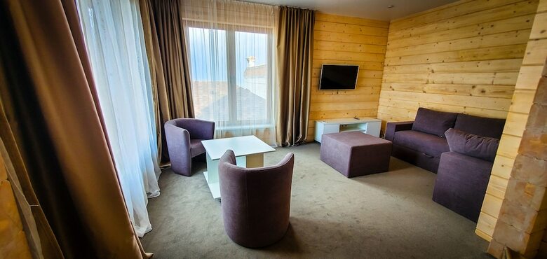 Hotel Chayka Resort