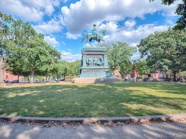 Apartamentos National At Thomas Circle