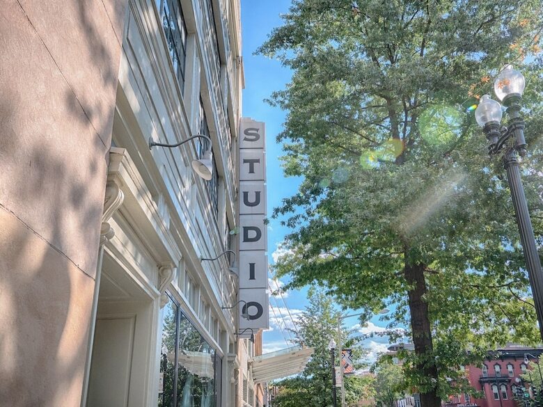 Apartamentos National At Thomas Circle