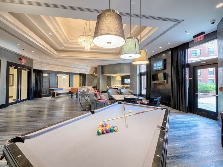 Apartamentos National At Thomas Circle