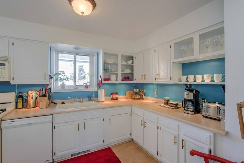 Downtown 1900 Classic 3 Bedroom Value