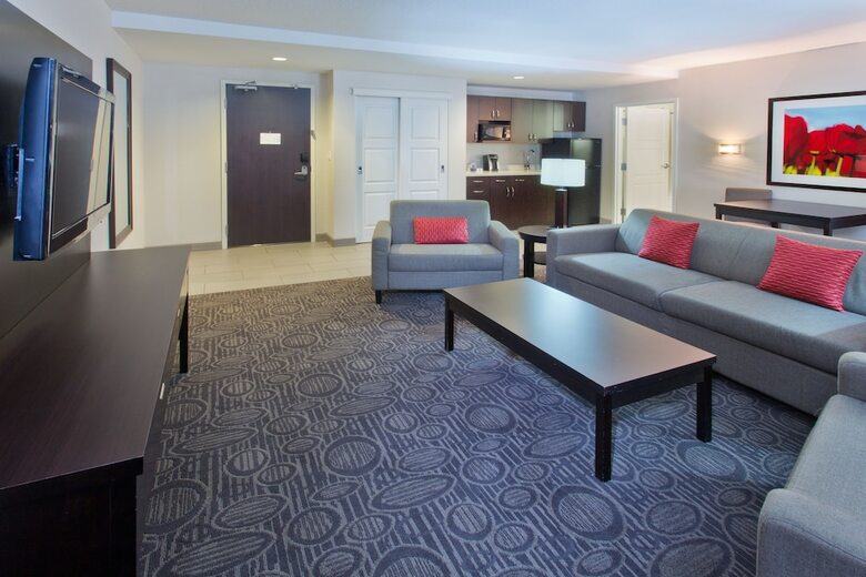 Holiday Inn Hotel & Suites Red Deer South