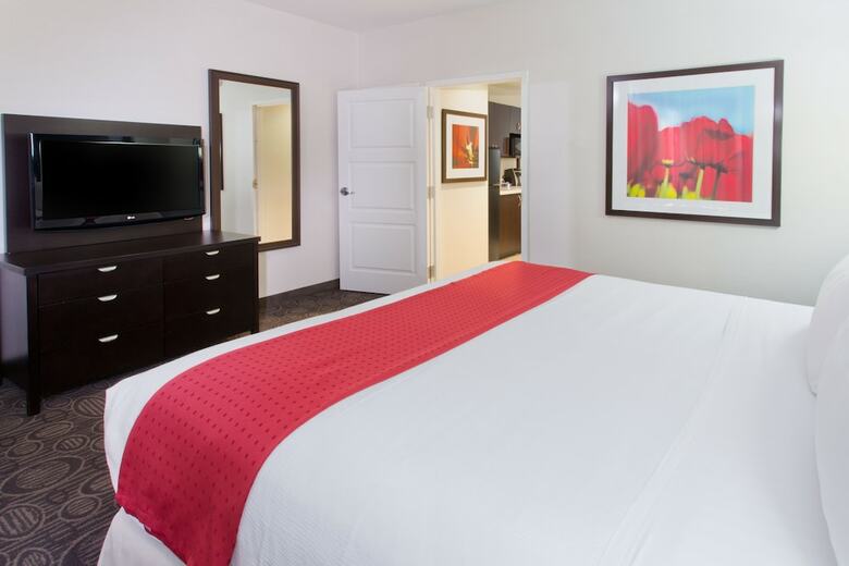 Holiday Inn Hotel & Suites Red Deer South