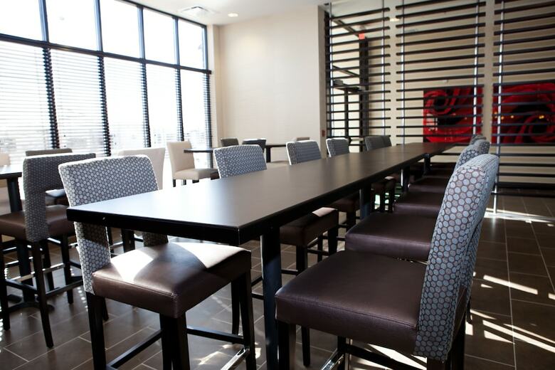 Holiday Inn Hotel & Suites Red Deer South