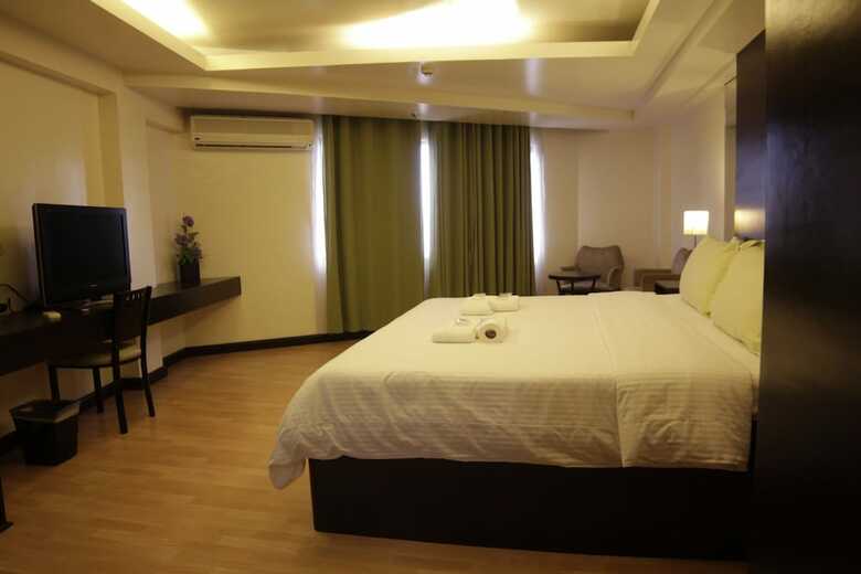 Starview Plaza Hotel
