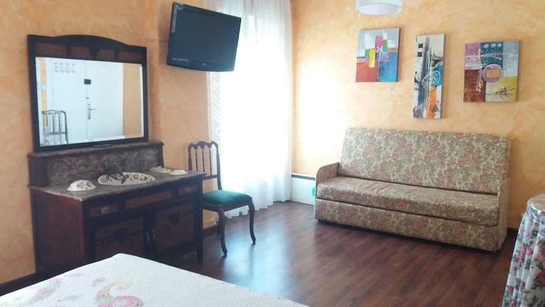 Pension Hospedaje Menendez Pelayo