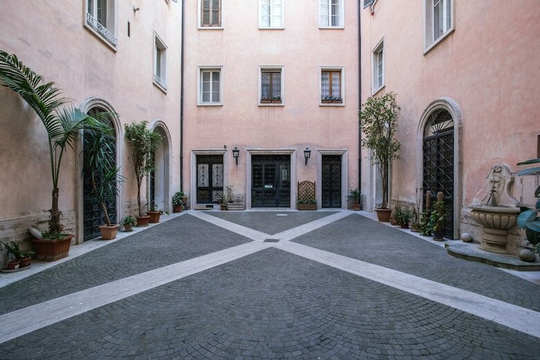 Ludovisi Apartment Splendor