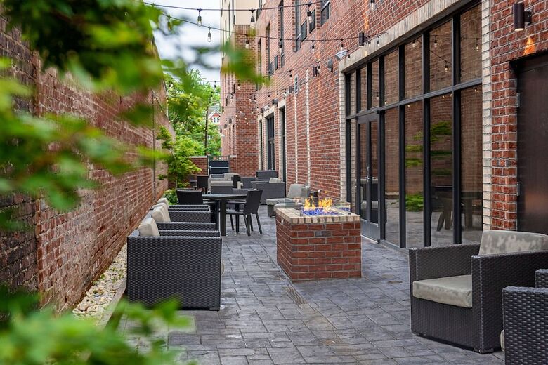 Hotel Courtyard By Marriott Winston - Salem Downtown