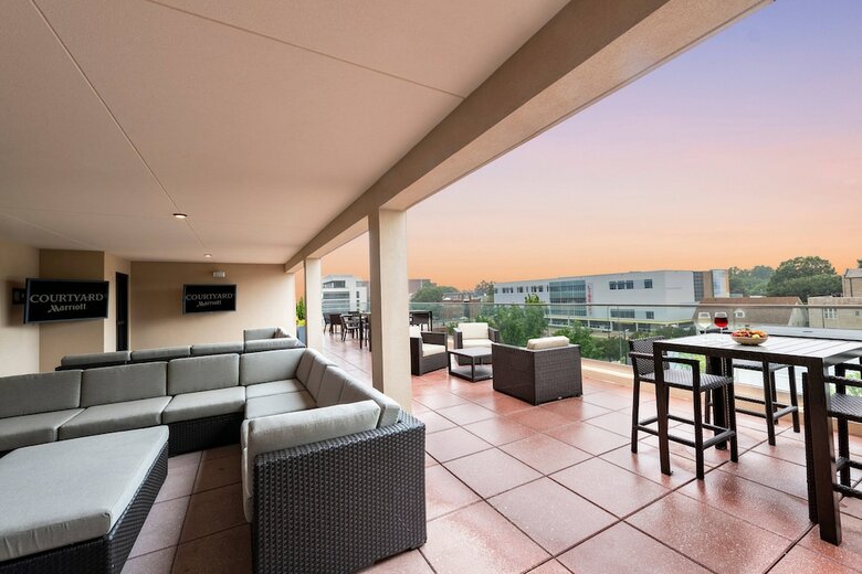 Hotel Courtyard By Marriott Winston - Salem Downtown