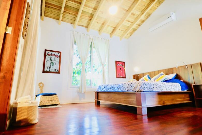 Hotel Ananta Sun