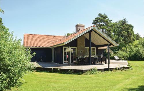 Holiday Home Lyngvej Tranek�r II