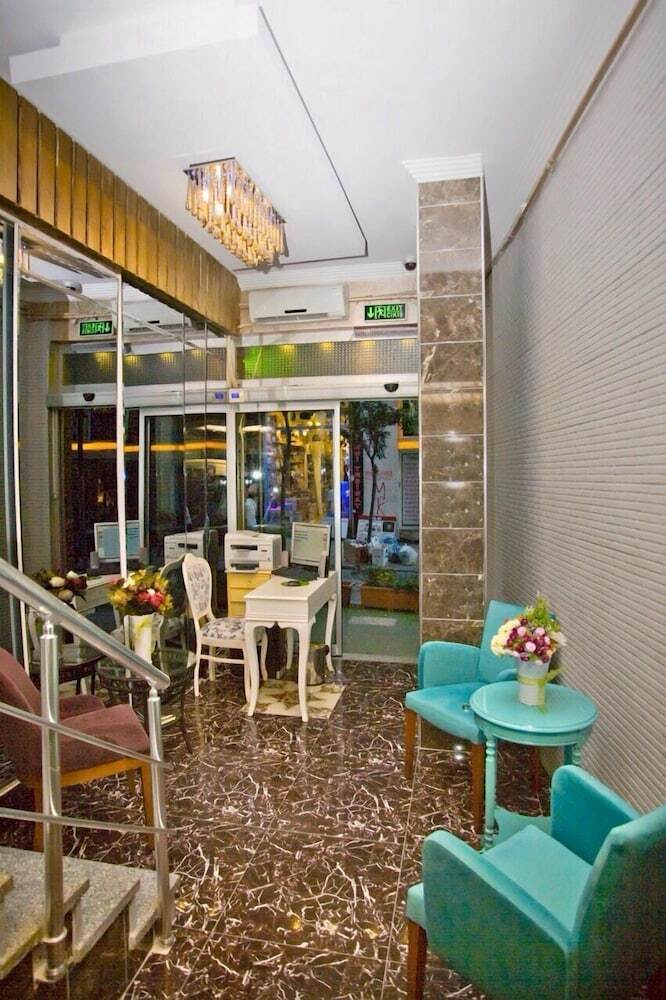 Hotel Minus One Suite