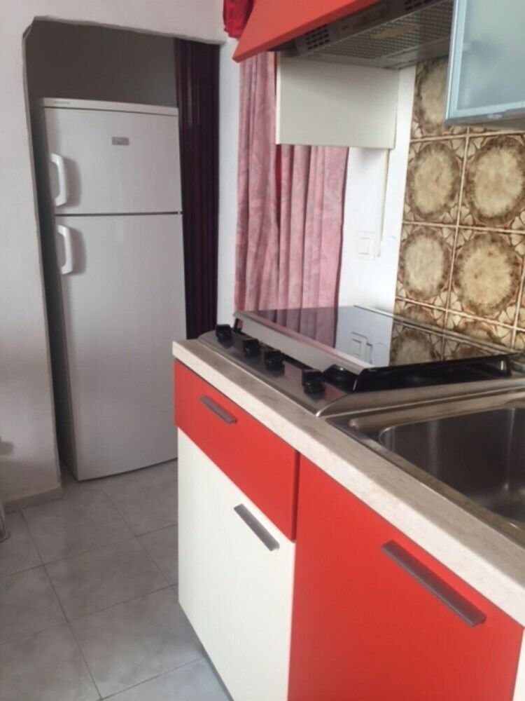 Apartamento Spazioso Monolocale Comodo Al Centro