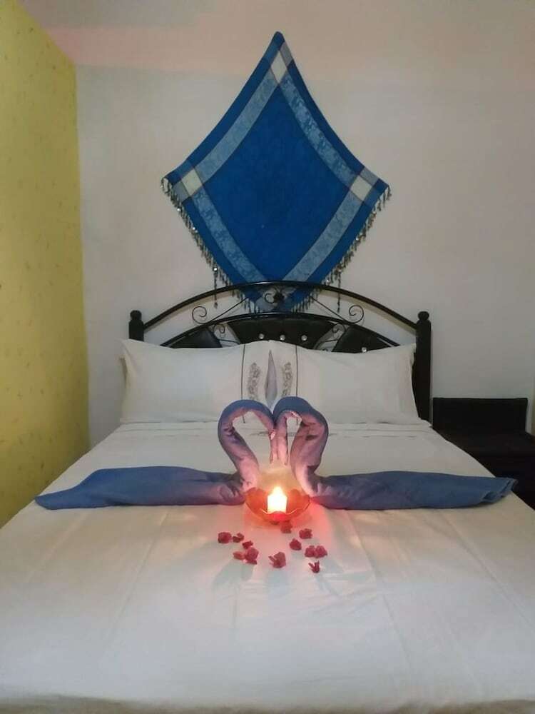 Hostal Tinirebou Surf - Hostel