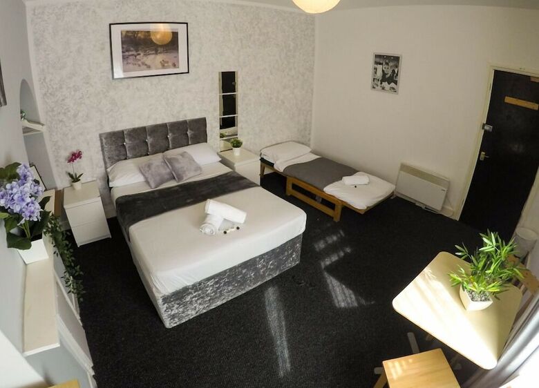 Hotel Park End Rooms