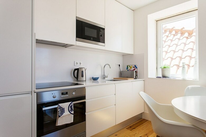 Alfama Trendy Deluxe Apartment Rentexperience