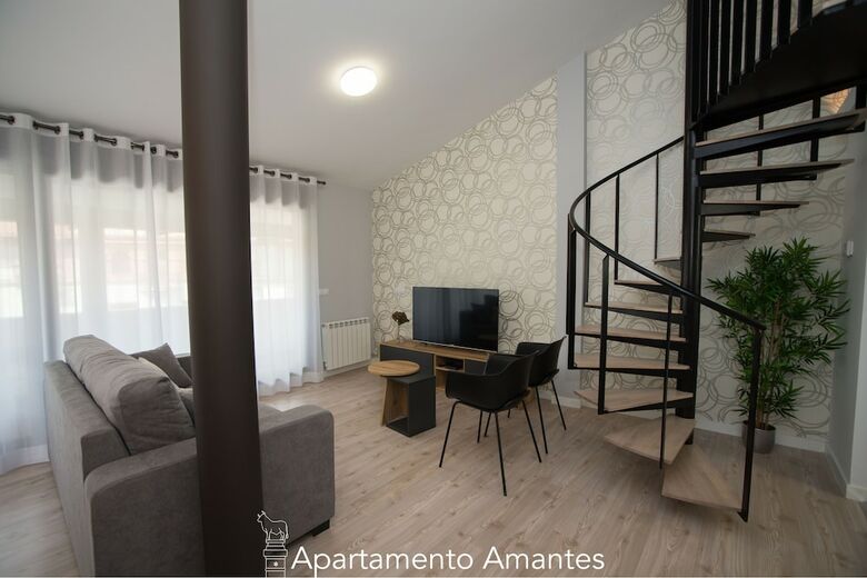 Apartamentos Plaza Del Torico