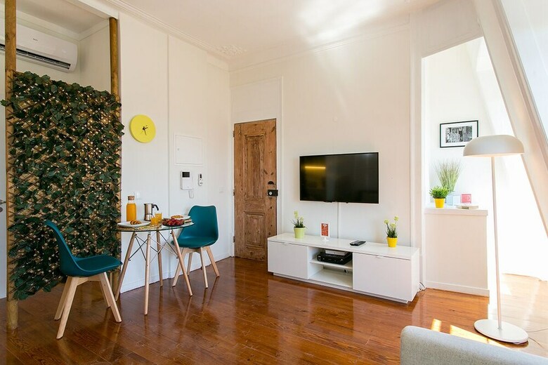 Armada Square IV Apartment Rentexperience