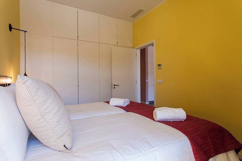 Downtown Square Deluxe Apartment Rentexperience