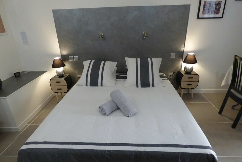 Hotel Mas Maurane Chambre D'h�tes