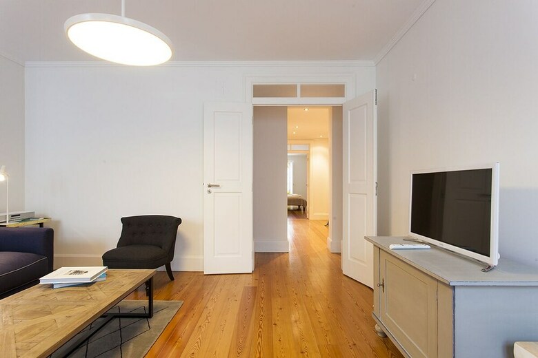 Downtown Blue III Duplex Apartment Rentexperience