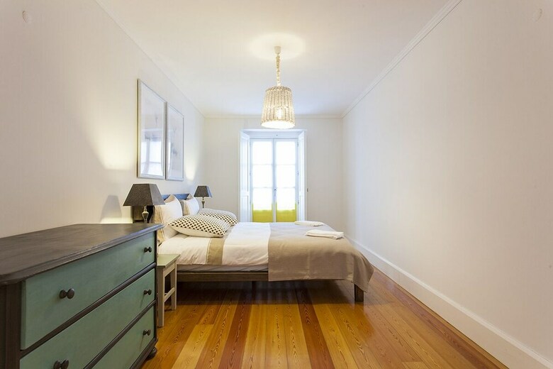 Downtown Blue III Duplex Apartment Rentexperience