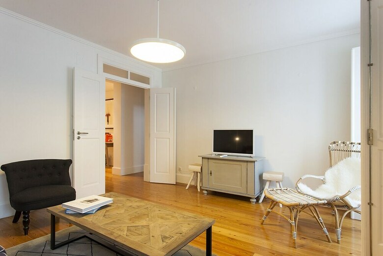 Downtown Blue III Duplex Apartment Rentexperience