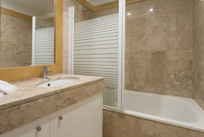 Downtown Blue III Duplex Apartment Rentexperience