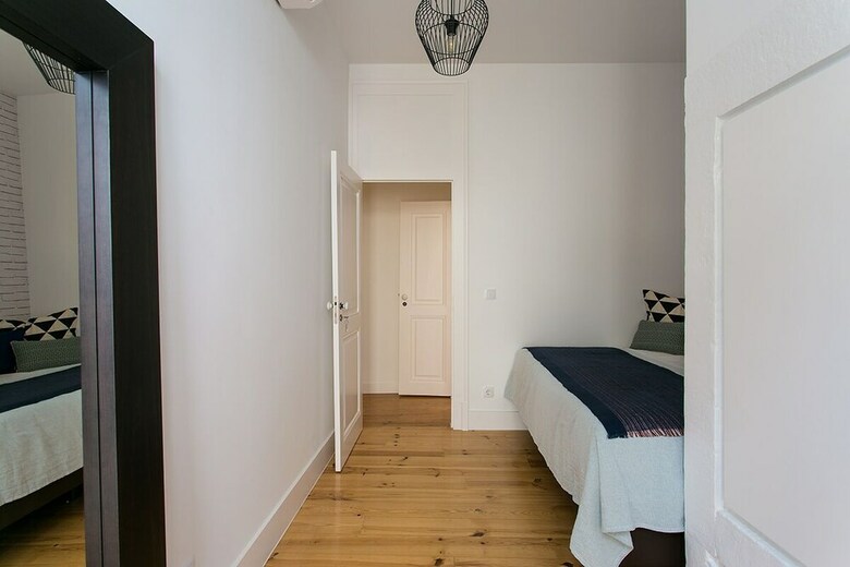 Modern Deluxe Apartment Rentexperience