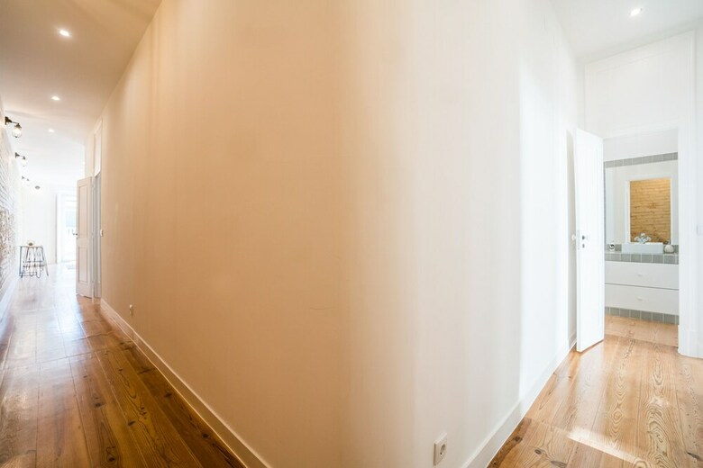 Modern Deluxe Apartment Rentexperience