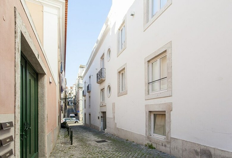 Cosy Combro Deluxe Apartment Rentexperience