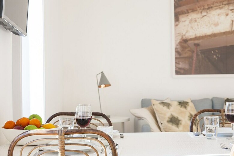 Cosy Combro Deluxe Apartment Rentexperience