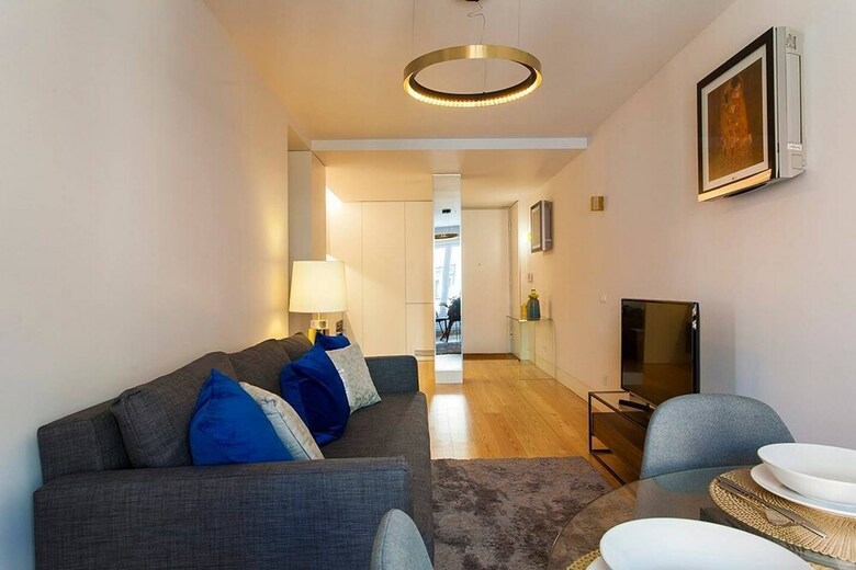 Downtown Deluxe Apartment Rentexperience